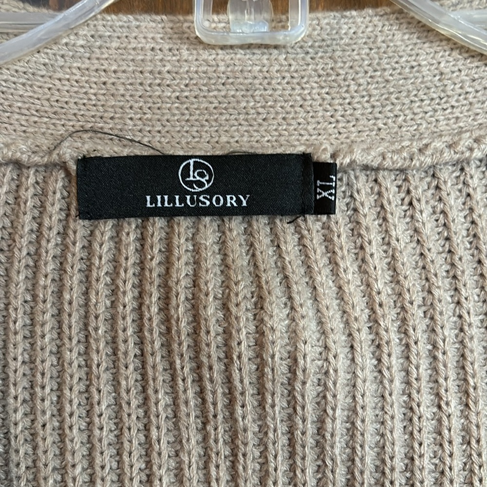 Cardigan - Picture 2 of 2